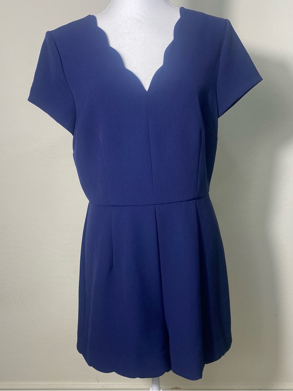 Scalloped V-Neck Navy Romper
Size 10